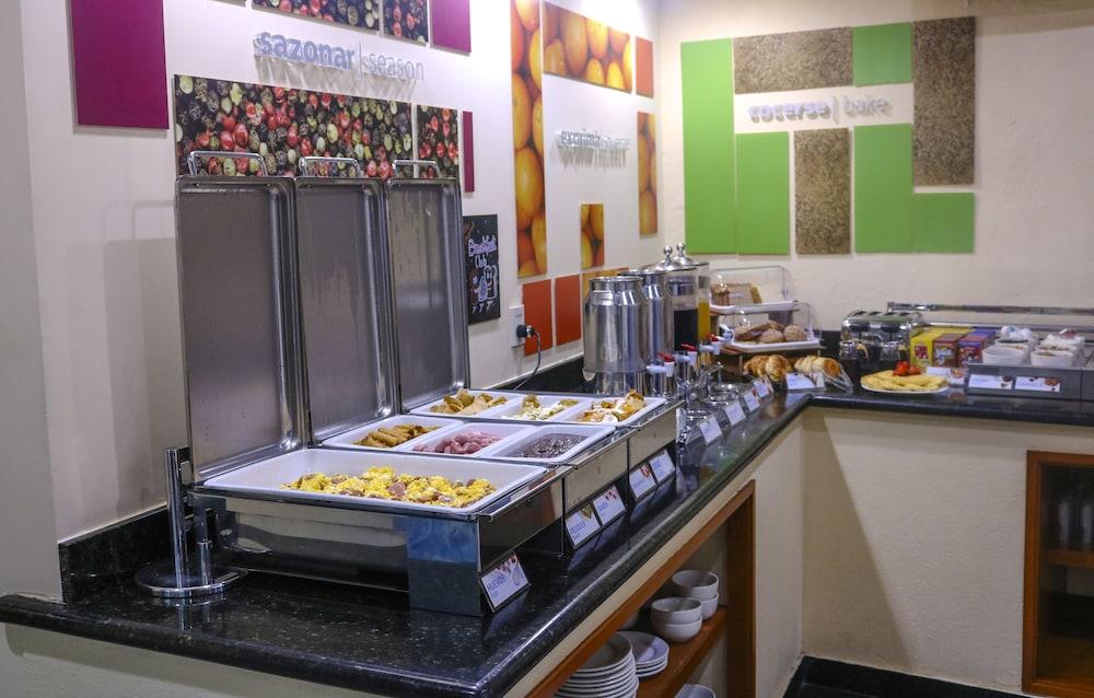 Hampton Inn Tampico Zona Dorada Екстер'єр фото