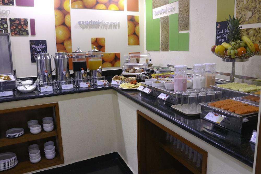 Hampton Inn Tampico Zona Dorada Екстер'єр фото