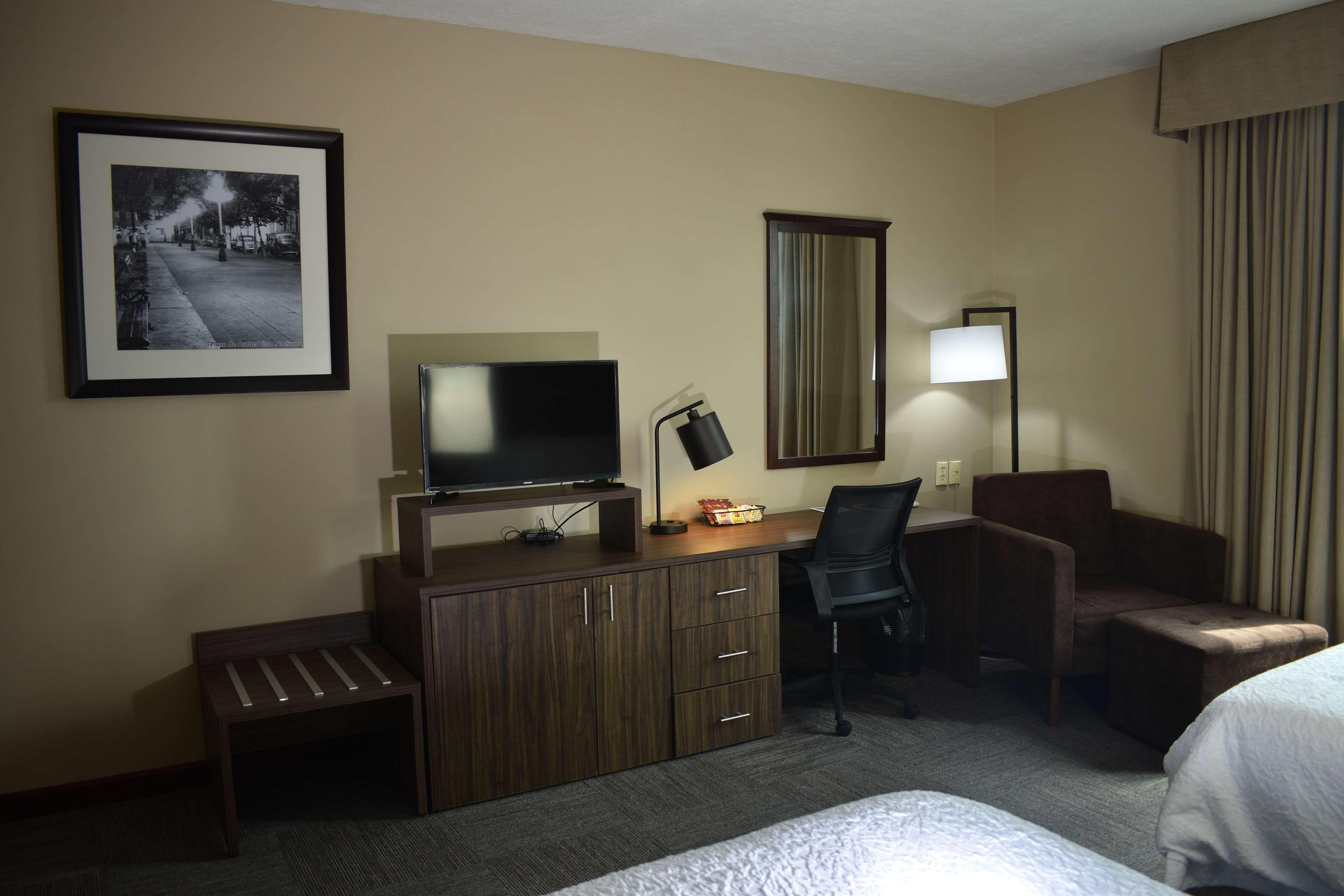 Hampton Inn Tampico Zona Dorada Екстер'єр фото