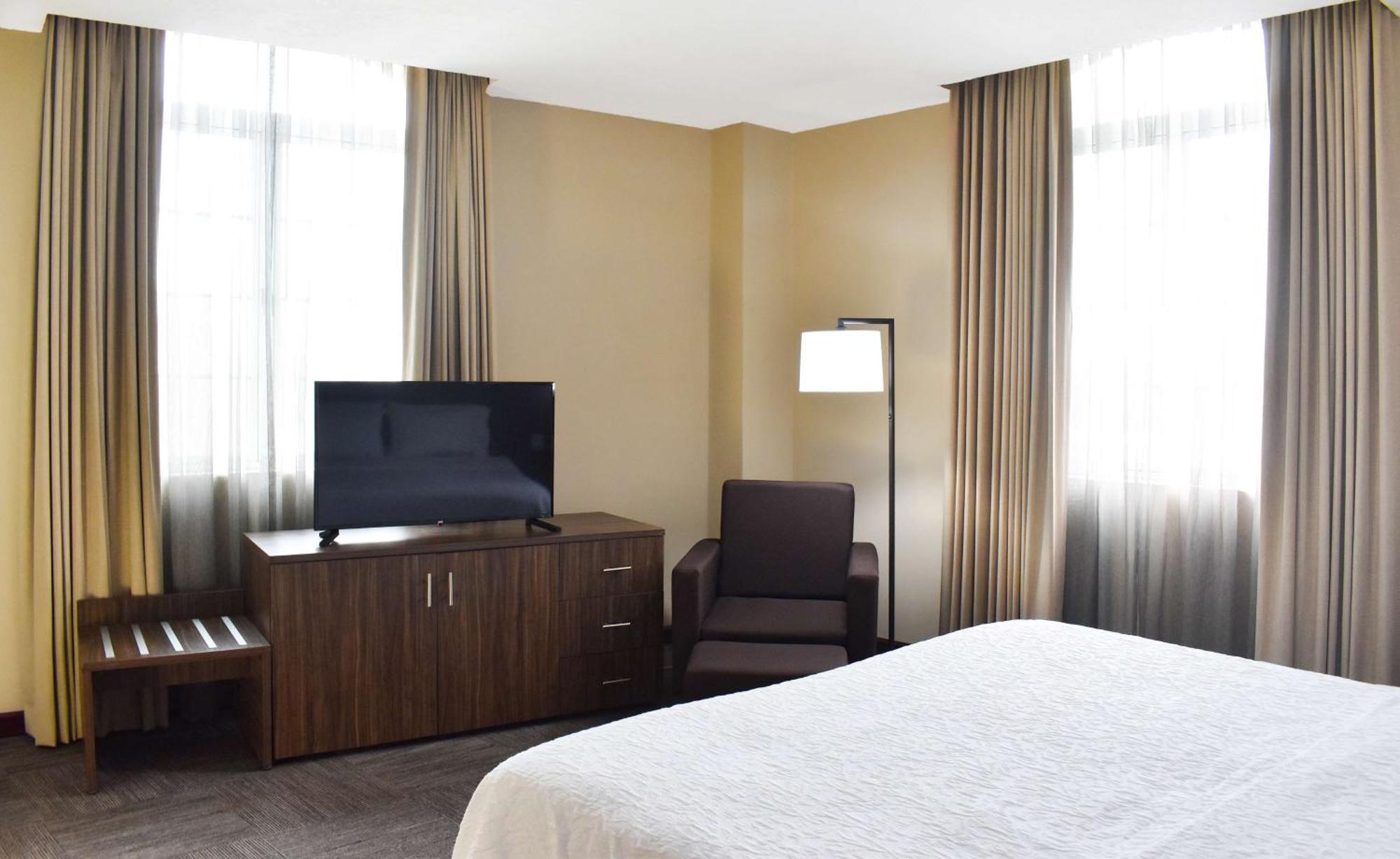 Hampton Inn Tampico Zona Dorada Екстер'єр фото