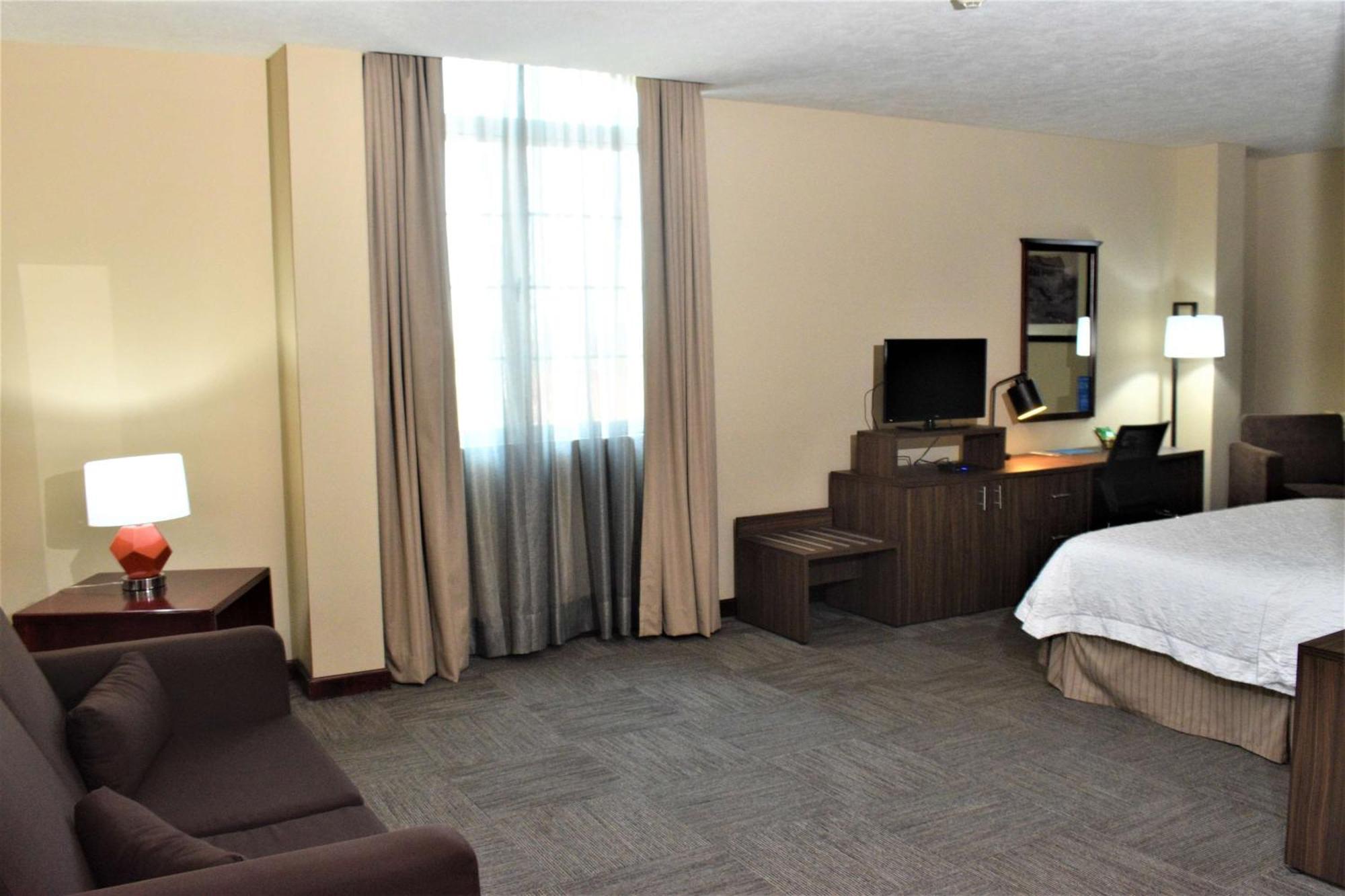 Hampton Inn Tampico Zona Dorada Екстер'єр фото