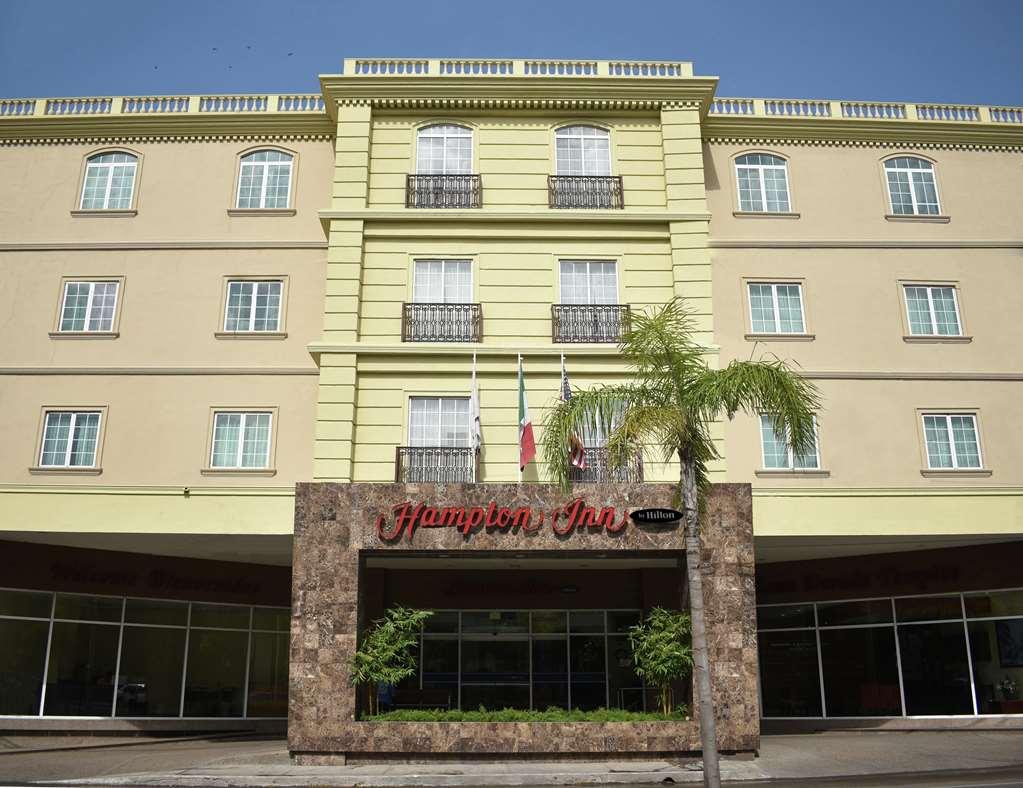 Hampton Inn Tampico Zona Dorada Екстер'єр фото