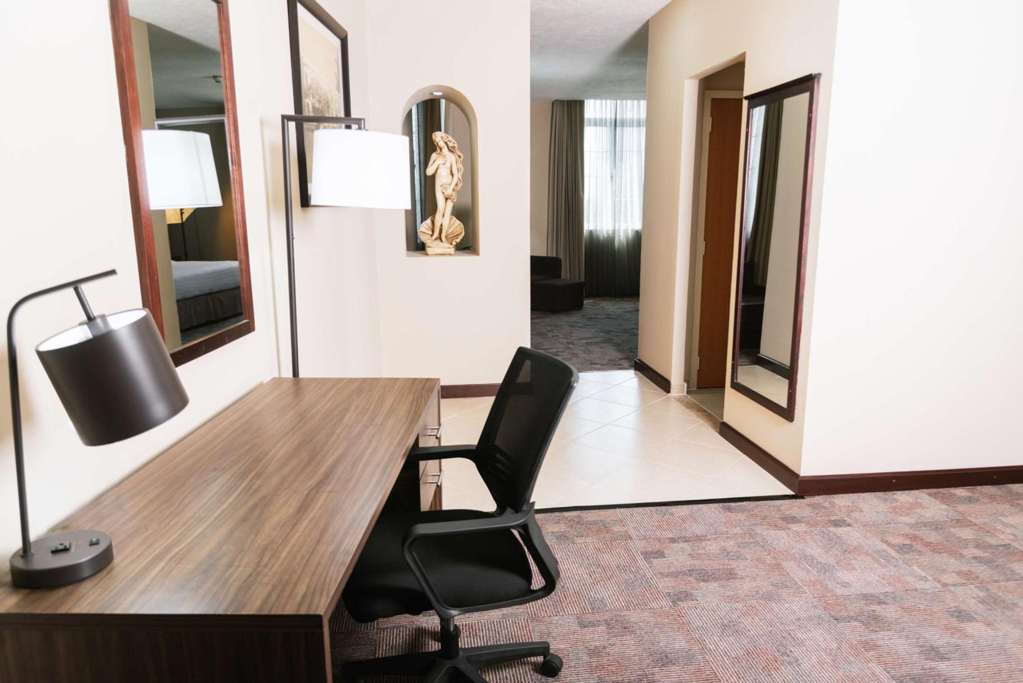 Hampton Inn Tampico Zona Dorada Екстер'єр фото